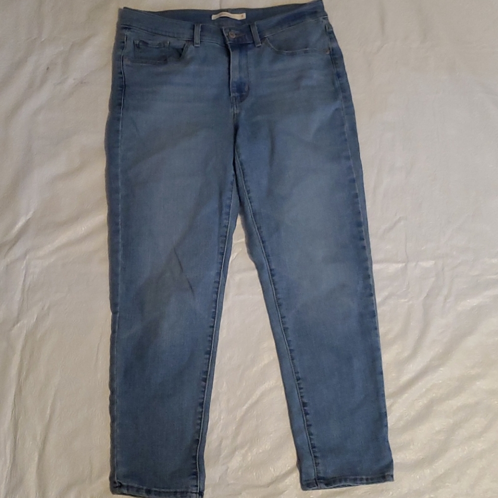 Levi Strauss Classic Crop Light Blue Jeans Sz 6